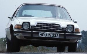 AMC Pacer 2-Door Sedan (7866-7) '1977 - 78